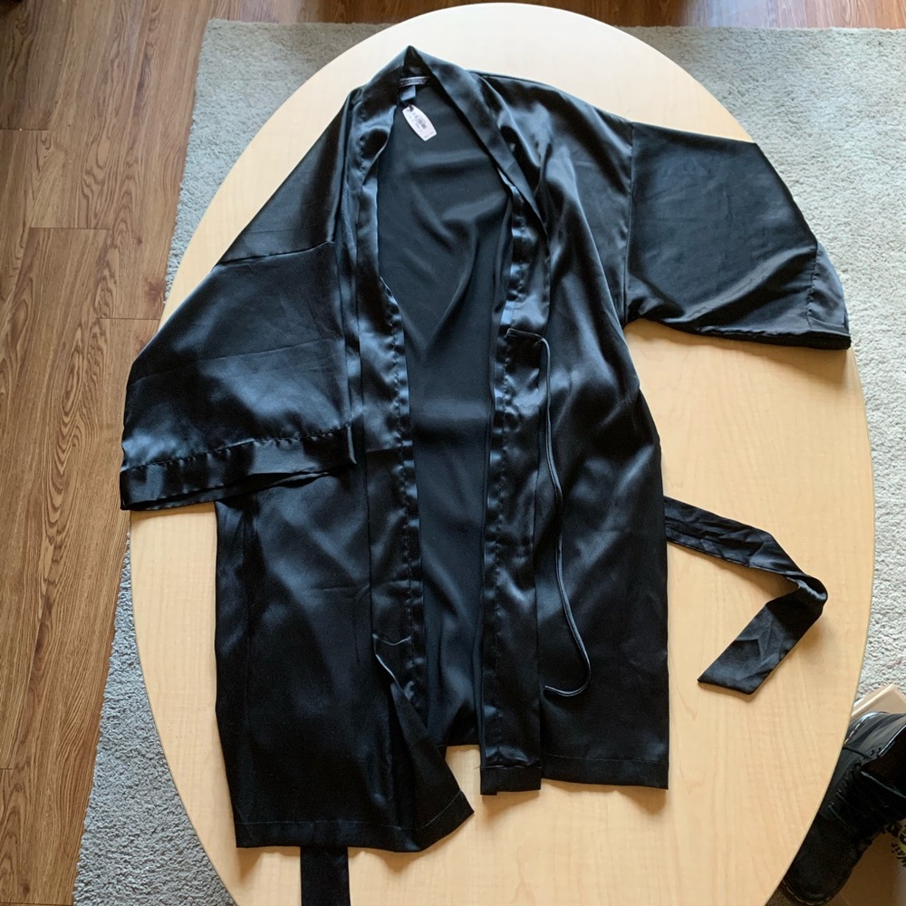 NWT Black Victoria’s Secret Silk Robe